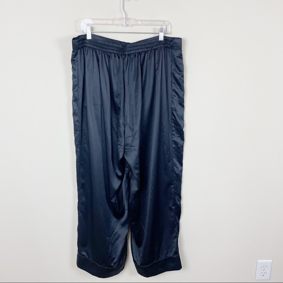 Savage x Fenty Rihanna Black Satin Pajama Set Size 3X - Picture 11 of 13